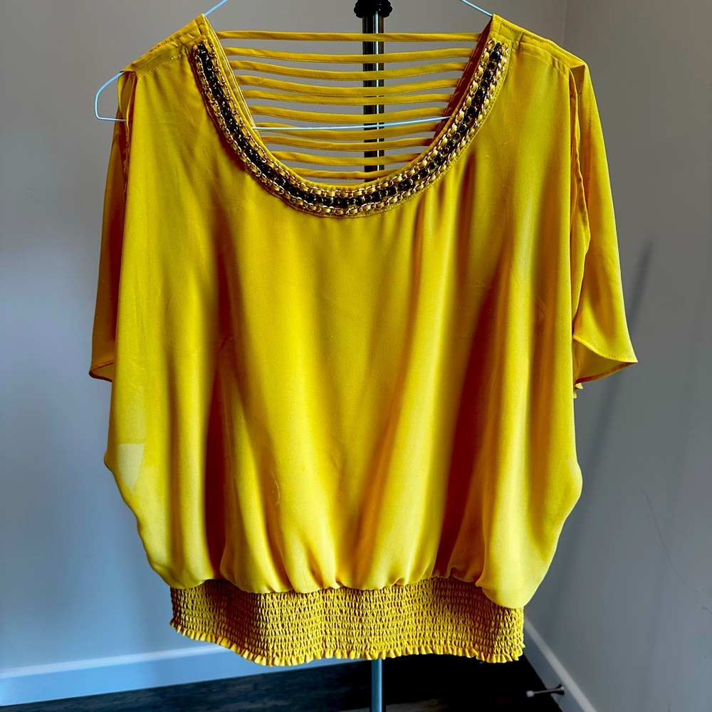 rich yellow Thalia Sodi Large Yellow top with stunning back for New Year’s Eve